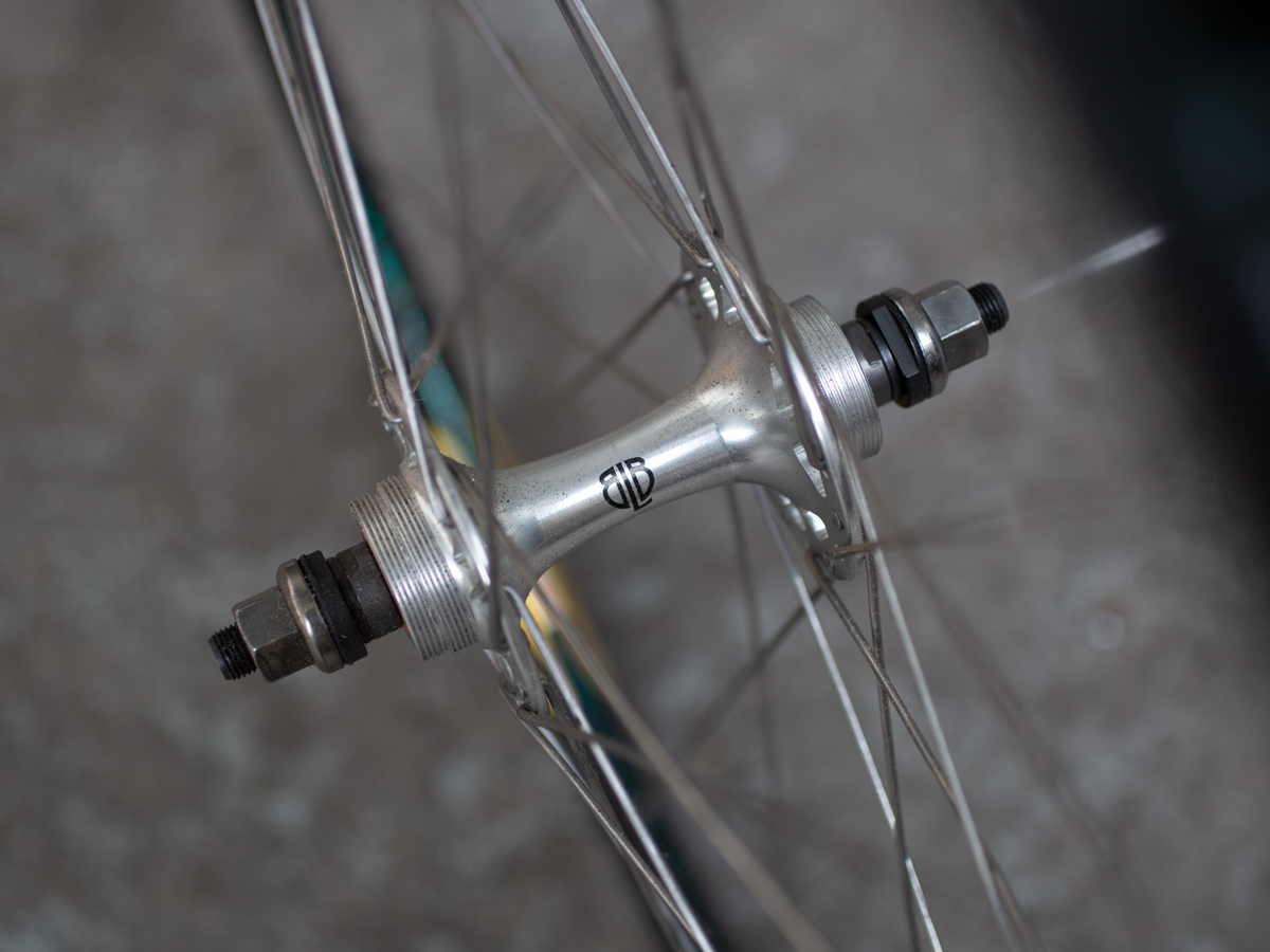 velocity deep v rear wheel